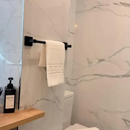 Viar Fika דירה *